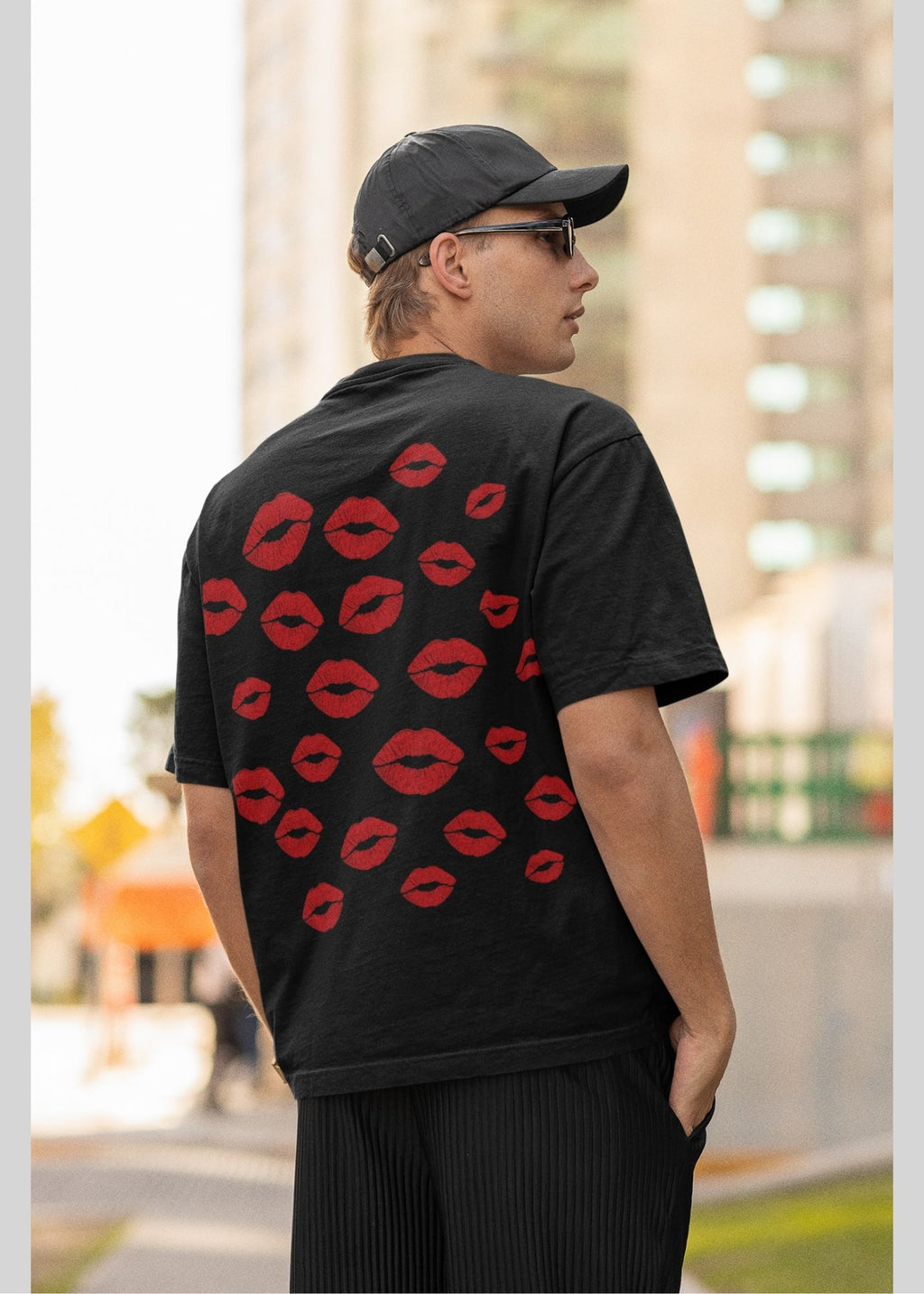 Kiss Me Premium Oversized 240Gsm Tshirt | Love